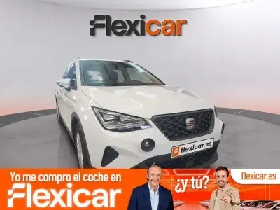 Usado Seat Arona Style 115 CV (84 kW) 2024 Gris SUV