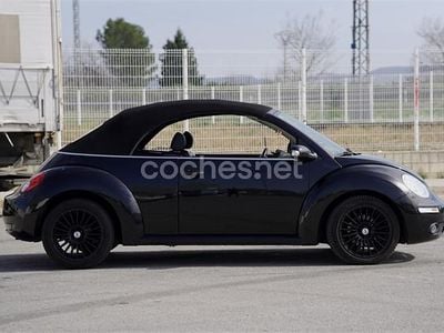 Usado VW New Beetle Cabriolet 102 CV (75 kW) 2009 Negro Descapotable
