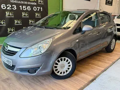 Usado Opel Corsa Essentia 75 CV (55 kW) 2011 Beige Utilitario