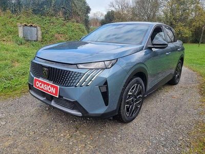 Usado Peugeot 3008 Allure 136 CV (100 kW) 2024 Beige SUV