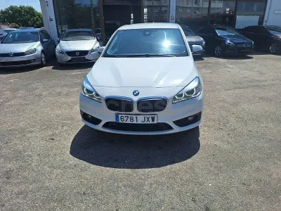 Usado BMW 218 150 CV (110 kW) 2017 Blanco Familiar