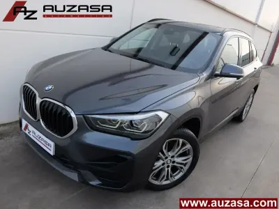 Usado BMW X1 Advantage 140 CV (102 kW) 2021 Gris / plata SUV