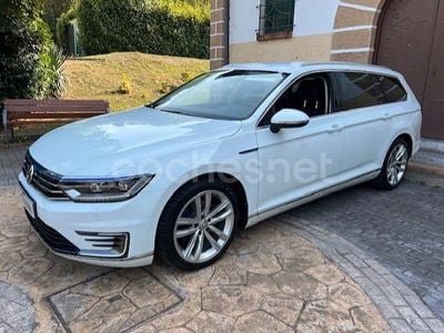 Blanco Usado 2018 VW Passat GTE Familiar | 17.490 € (Un poco caro)