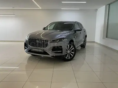 Usado Jaguar F-Pace S 204 CV (150 kW) 2023 Gris / plata SUV