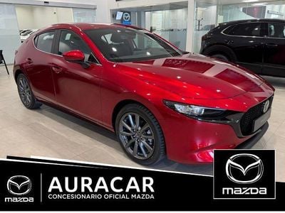 Rojo Nuevo 2025 Mazda 3 Center-Line Berlina | 28.800 € (Precio justo)