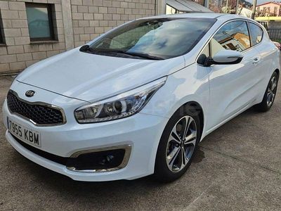 Usado Kia ProCeed 120 CV (88 kW) 2017 Blanco Utilitario