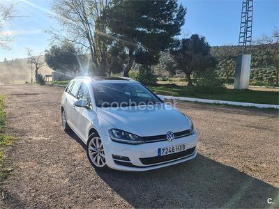Używany VW Golf VII Sportline 105 KM (77 kW) 2014 Biały Kombi