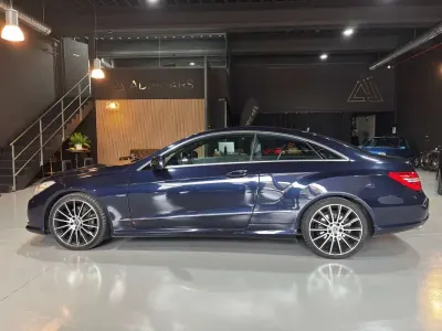 Usado Mercedes E350 Edition 231 CV (169 kW) 2010 Azul Coupe