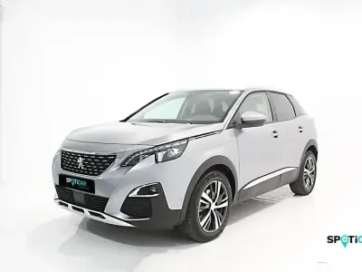 Usado Peugeot 3008 Allure 130 CV (95 kW) 2019 Gris SUV