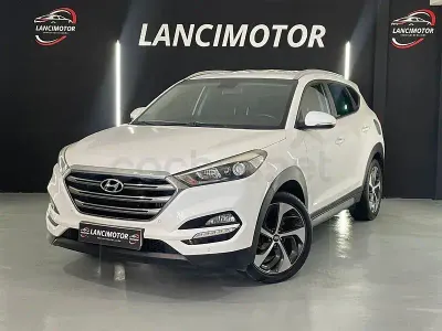 Usado Hyundai Tucson 177 CV (130 kW) 2018 Blanco SUV