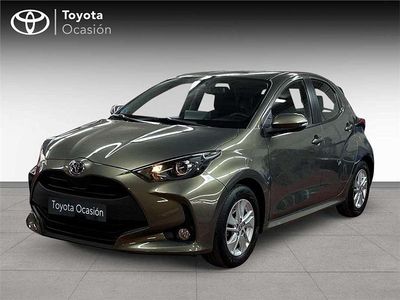 Usado Toyota Yaris Hybrid Active 116 CV (85 kW) 2022 Utilitario