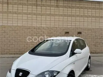Usado Seat Altea Ecomotive 105 CV (77 kW) 2009 Blanco Monovolumen