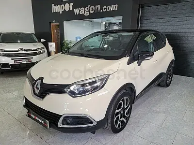 Usado Renault Captur XMOD 120 CV (88 kW) 2017 Beige SUV