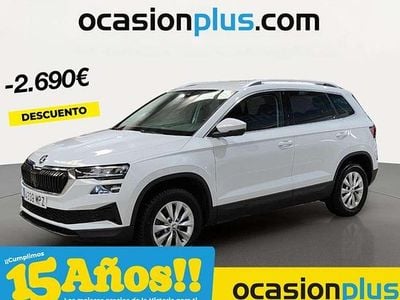 Blanco Usado 2024 Skoda Karoq Selection SUV | 24.667 € (Precio justo)