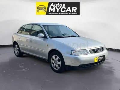 Usado Audi A3 Ambiente 101 CV (74 kW) 2000 Gris / plata Utilitario