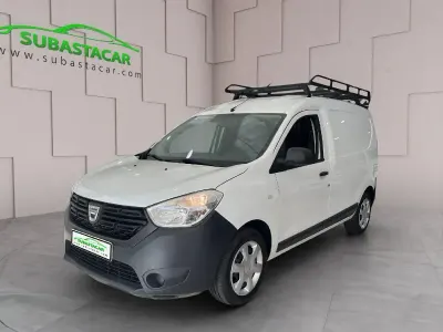 Usado Dacia Dokker Essentiel 75 CV (55 kW) 2019 Blanco Monovolumen