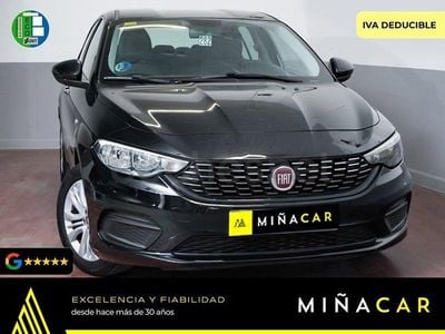 Usado Fiat Tipo Easy 120 HP (88 kW) 2018 Preto Sedan