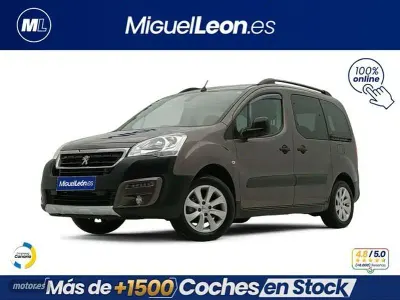 Usado Peugeot TePee Outdoor 110 CV (80 kW) 2018 Gris Van