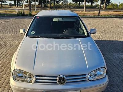 Usado VW Golf IV Conceptline 102 CV (75 kW) 2002 Gris / plata Berlina