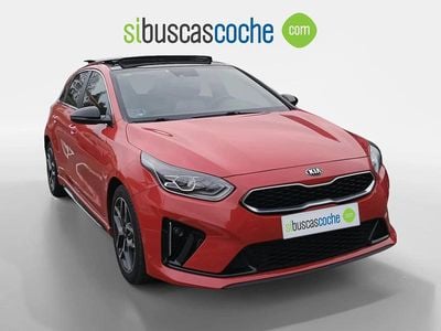 Usado Kia Ceed GT GT-Line 136 HP (100 kW) 2020 Vermelho