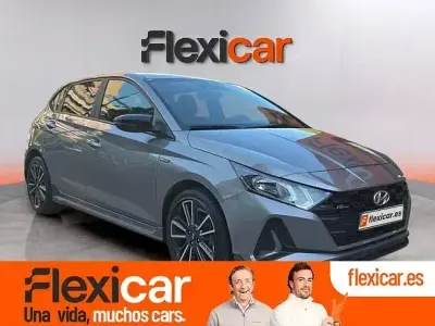 Usado Hyundai i20 N Line 84 CV (61 kW) 2022 Gris Utilitario