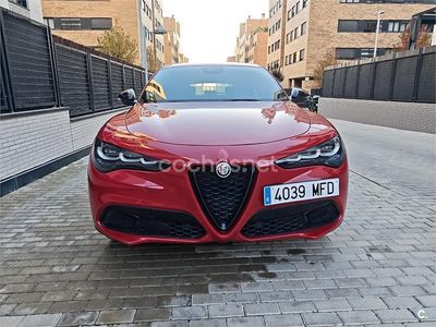 Rojo Usado 2023 Alfa Romeo Stelvio Sprint SUV | 27.450 € (Precio justo)