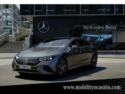 Usado Mercedes EQE350 AMG line 214 kW (292 CV) 2022 Selenitgrey  metallic paint Berlina