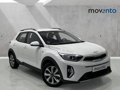 Usado Kia Stonic 100 CV (73 kW) 2022 Blanco SUV