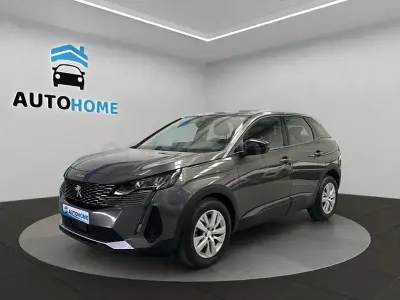 Usado Peugeot 3008 Active 130 CV (95 kW) 2022 Gris / plata SUV