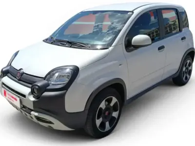 Usado Fiat Panda Cross Cross 71 CV (52 kW) 2023 Blanco Utilitario