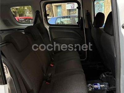 Gris / plata Usado 2013 Fiat Doblò Dynamic Monovolumen | 4500 € (Buen precio)