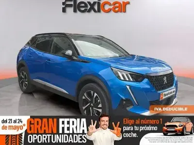 Używany Peugeot 2008 GT 130 KM (95 kW) 2022 Niebieski SUV