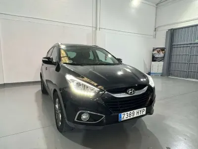 Usado Hyundai ix35 136 CV (100 kW) 2014 Negro SUV