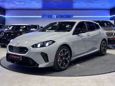 Usado BMW M135 Comfort Edition 300 CV (220 kW) 2025 Gris Utilitario