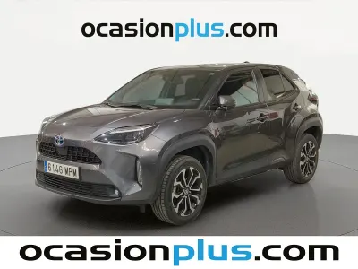 Usado Toyota Yaris Cross Active 116 CV (85 kW) 2024 Gris SUV