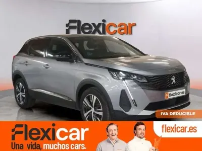Usado Peugeot 3008 Allure 131 CV (96 kW) 2024 Gris SUV