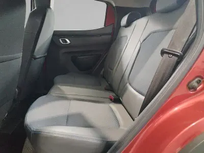 Usado Dacia Spring Comfort Plus 33 kW (45 CV) 2023 Rojo Utilitario