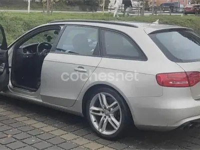 Usado Audi A4 S-Line 163 CV (119 kW) 2012 Gris / plata Familiar