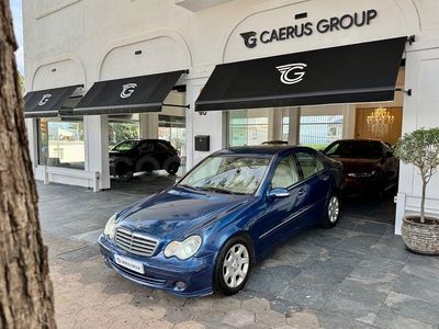 Usado Mercedes C220 Elegance 150 CV (110 kW) 2005 Azul Berlina
