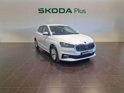Usado Skoda Fabia Selection 115 CV (84 kW) 2025 Blanco Utilitario