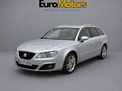 Usado Seat Exeo Sport 143 CV (105 kW) 2011 Gris / plata Familiar