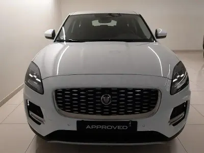 Usado Jaguar E-Pace 163 CV (119 kW) 2021 Blanco SUV