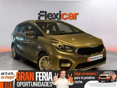 Usado Kia Carens 141 CV (103 kW) 2017 Gris Monovolumen