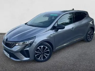 Usado Renault Clio Techno 100 CV (73 kW) 2025 Utilitario