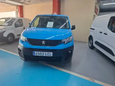 Usado Peugeot Partner 76 CV (55 kW) 2019 Azul Monovolumen