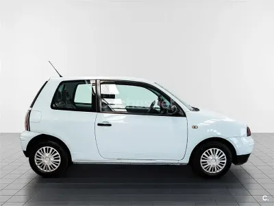 Usado Seat Arosa Stella 50 CV (36 kW) 2001 Azul Utilitario