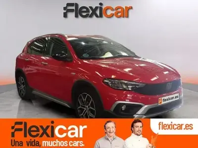 Usado Fiat Tipo 101 CV (74 kW) 2021 Rojo Berlina
