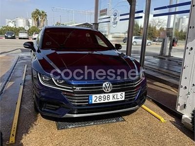 Usado VW Arteon R-line 190 CV (139 kW) 2018 Azul Utilitario
