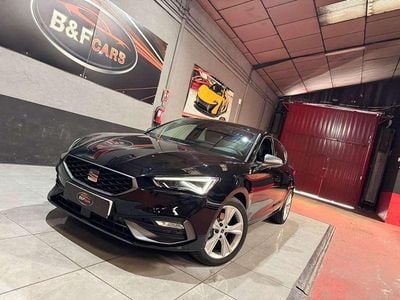 Usado Seat Leon FR 116 CV (85 kW) 2024 Negro Utilitario