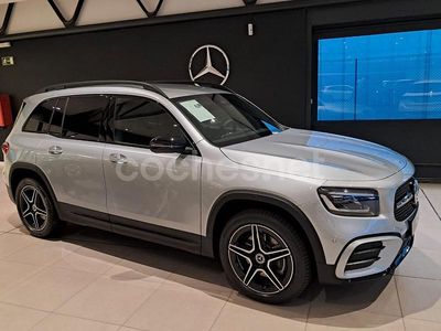 Gris / plata Nuevo 2025 Mercedes GLB200 SUV | 49.400 € (Precio justo)